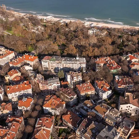 With Patio Close To Sea Апартаменты