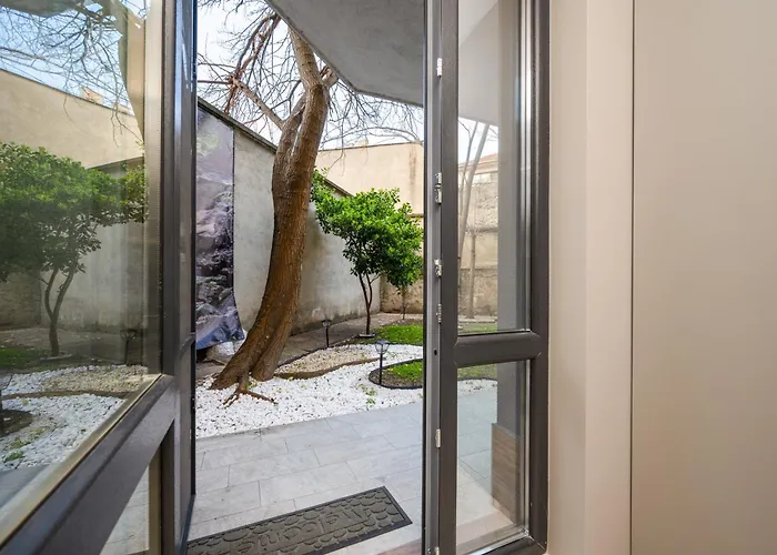 Lejlighed With Patio Close To Sea